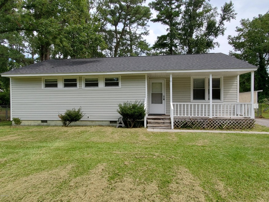 518 Oak Ln, Jacksonville, NC 28540 - photo 1