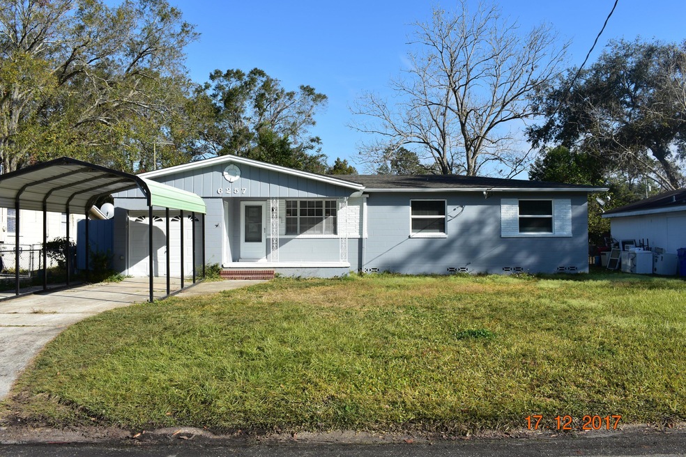 6257 Mercado Dr, Jacksonville, FL 32210 - photo 1