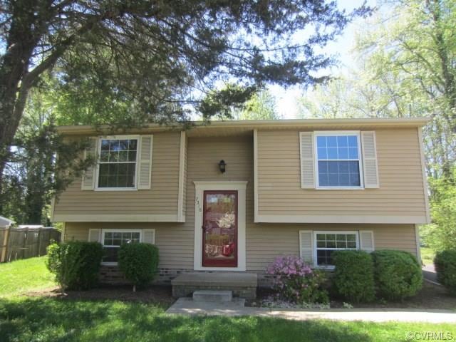 7518 Autumnleaf Ct, North Chesterfield, VA 23234 - photo 1