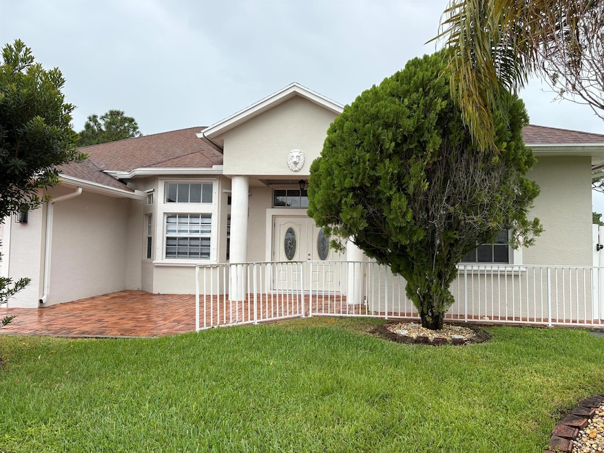 2066 SW Savage Blvd, Port Saint Lucie, FL 34953 - photo 1