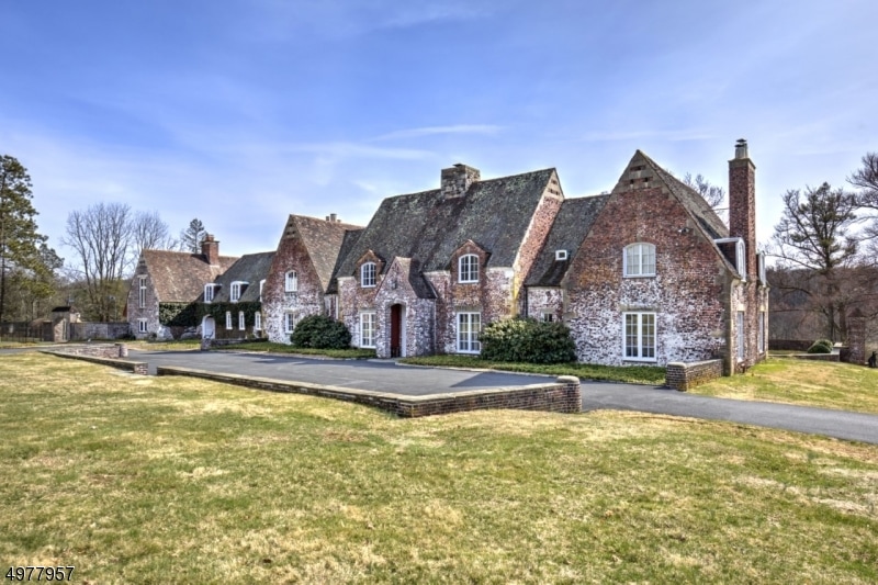 375 Cherry Ln, Mendham, NJ 07945 - photo 1