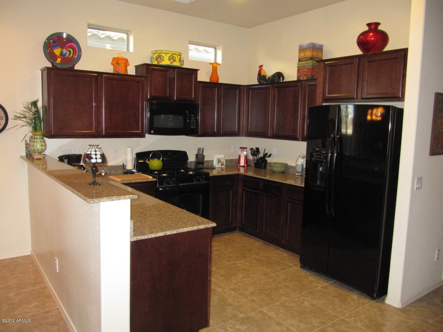 Beautiful upgraded kitchen