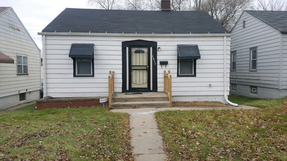 1815 Chase St, Gary, IN 46404 - photo 1