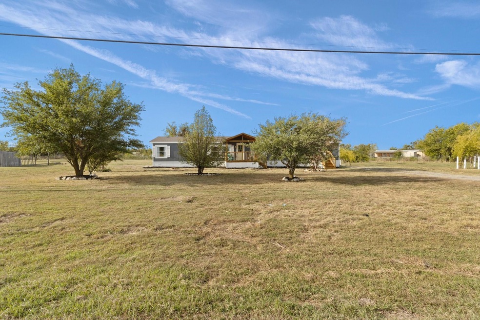 4305 Black Forest Tr, Joshua, TX 76058 - photo 1