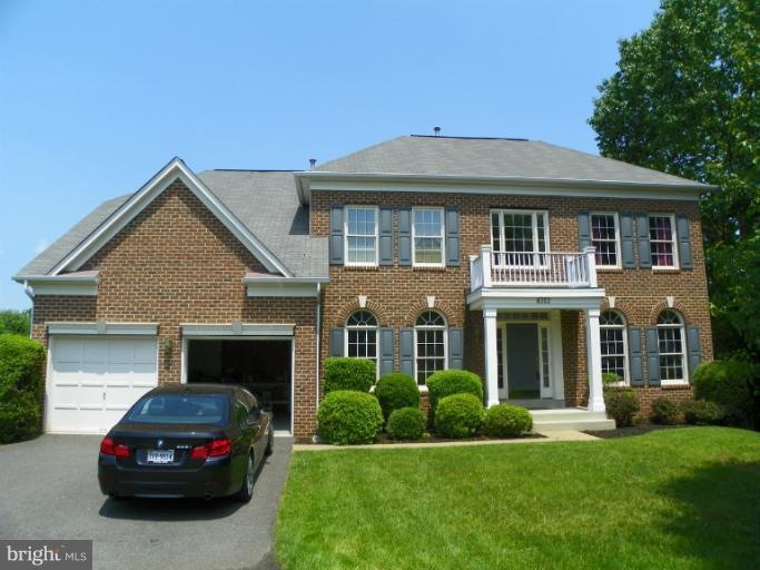 4313 Hollowstone Ct, Chantilly, VA 20151 - photo 1