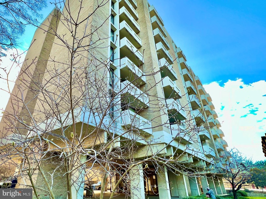 1245 4th St SW unit E604, Washington, DC 20024 - photo 1