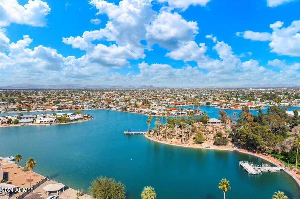 Nearby Viewpoint Lake