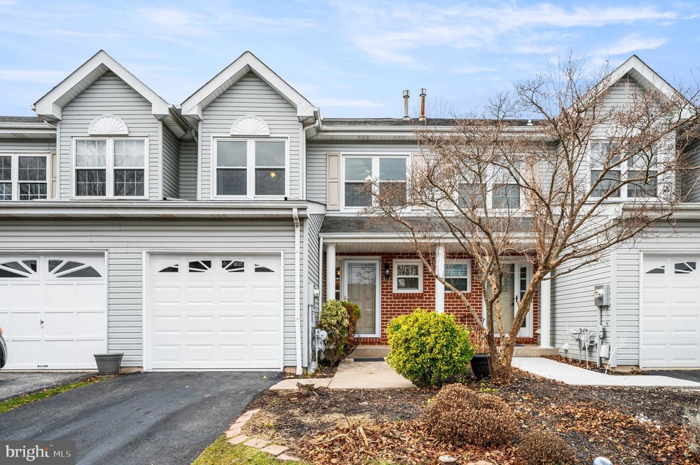 18 Red Tail Ct unit 18, Royersford, PA 19468 - photo 1