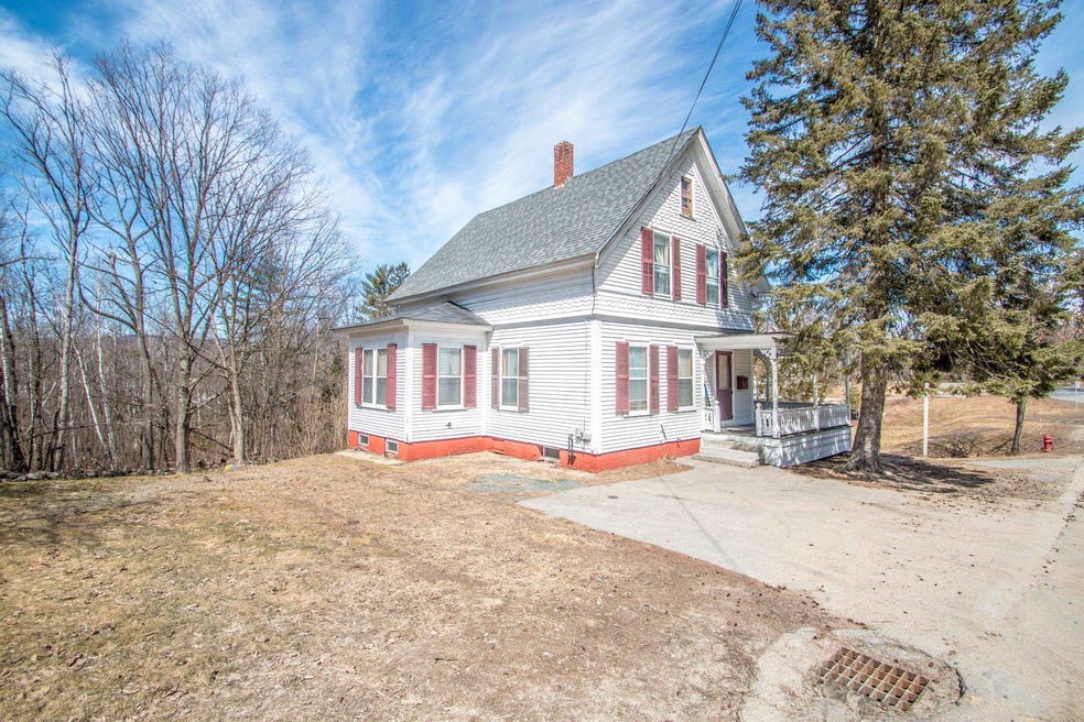 23 Prospect St, Lancaster, NH 03584 - photo 1
