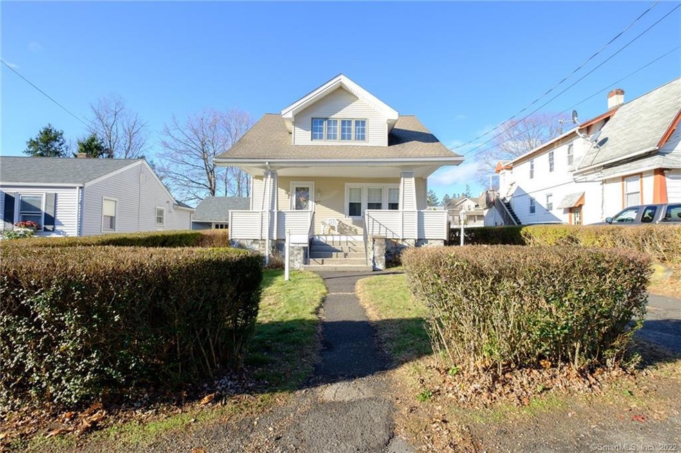 226 Tracy Ave, Waterbury, CT 06706 - photo 1
