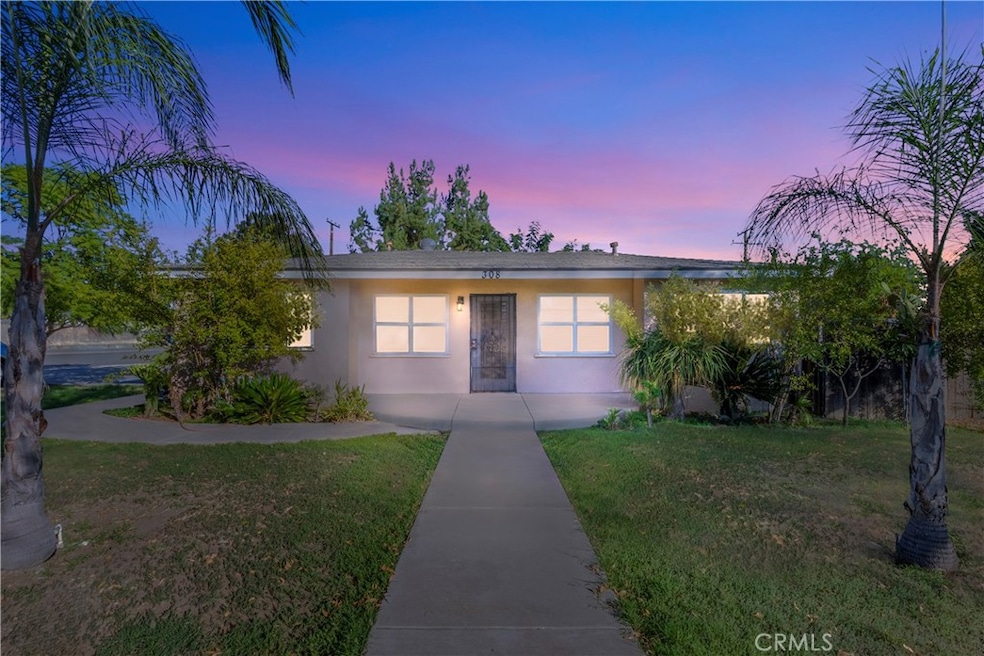 308 S Campus Ave, Upland, CA 91786 - photo 1