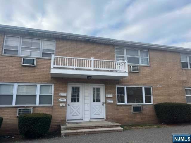 For Rent $1,950/month
