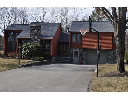 8 Collettes Grove Rd, Derry, NH 03038 - photo 1