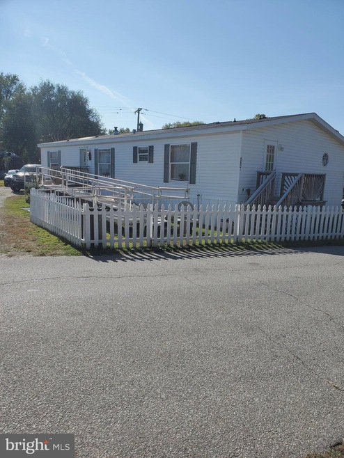 25 Patuxent Mobile Estates, Lothian, MD 20711 - photo 1