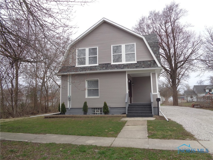 306 W 9th St, Genoa, OH 43430 - photo 1