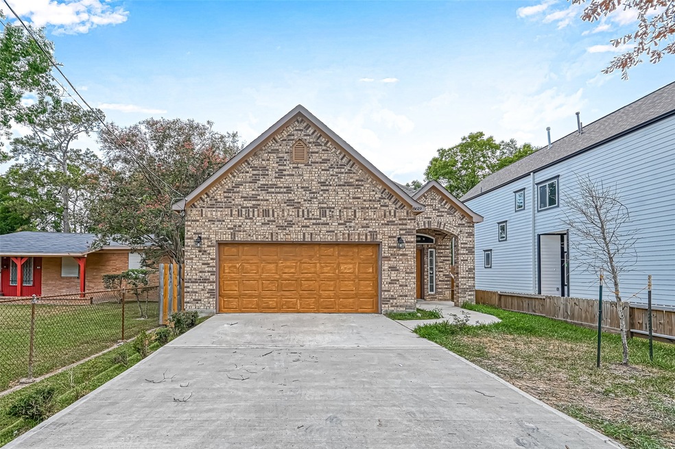 8619 Bertwood St, Houston, TX 77016 - photo 1