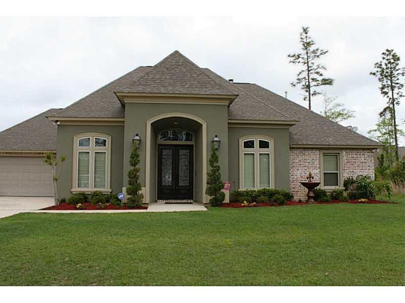 Photo. BEAUTIFUL CURB APPEAL, ESTABLISHED LANDSCAP