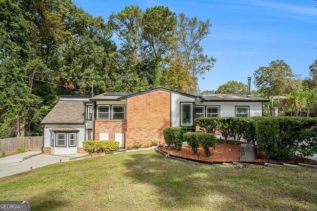 Sold $330,000 • Co-Listing Agent