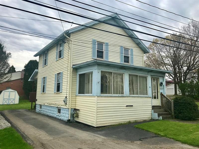 1337 Wayne Ave, Indiana, PA 15701 - photo 1