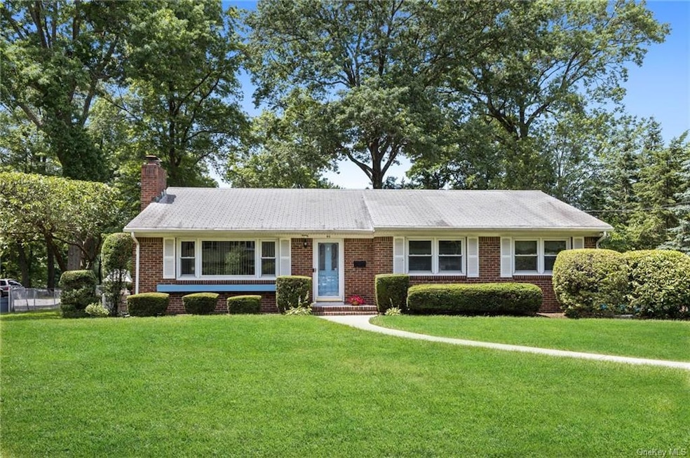 45 Old Middletown Rd, New City, NY 10956 - photo 1