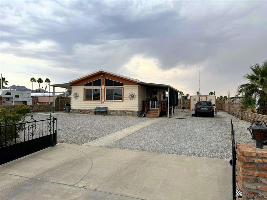 13285 E 41 Dr, Yuma, AZ 85367 - photo 1