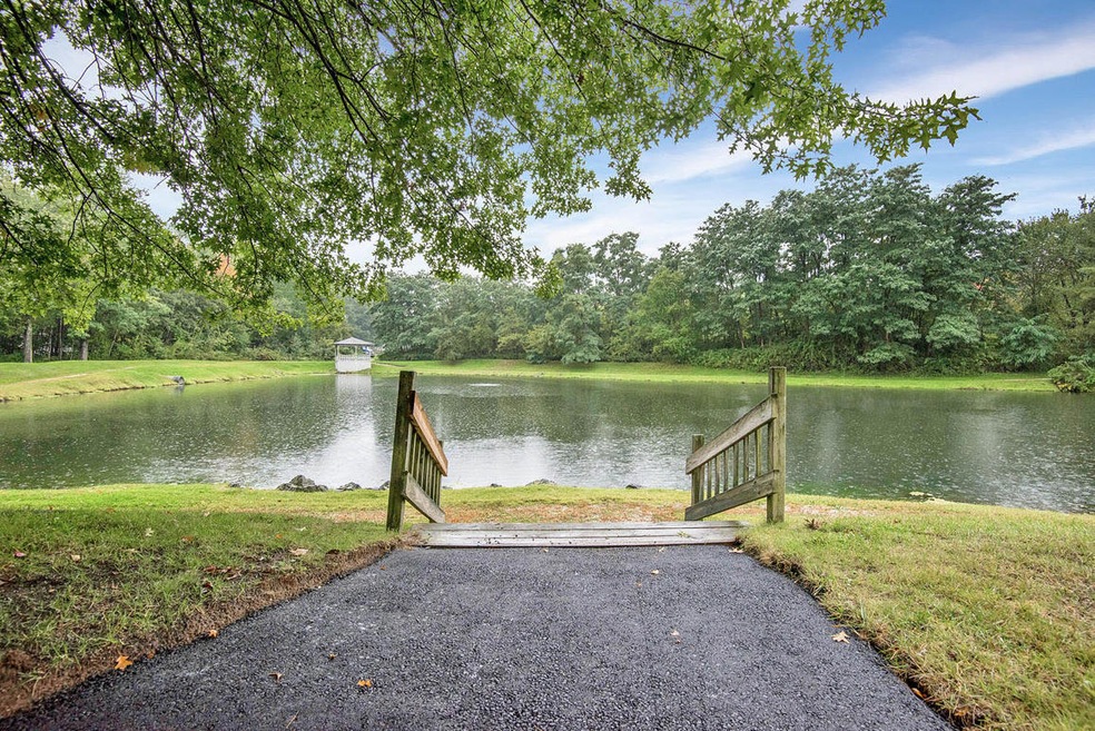 12 Crestfield-Pond