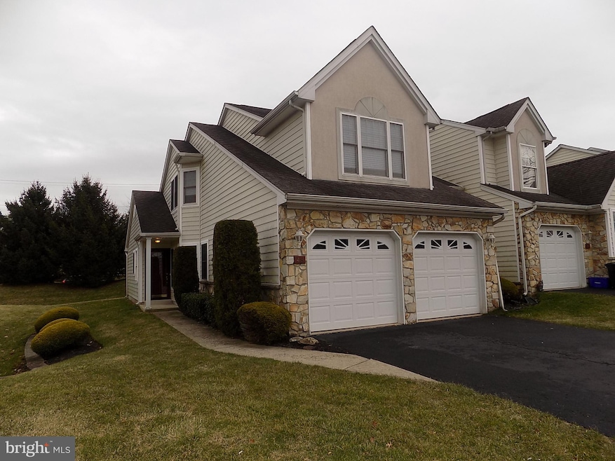 43 Griffith Miles Cir, Warminster, PA 18974 - photo 1