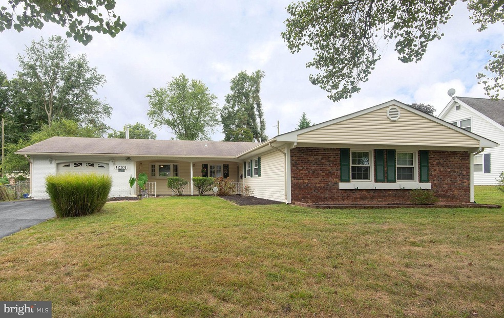 12101 Maddox Ln, Bowie, MD 20715 - photo 1