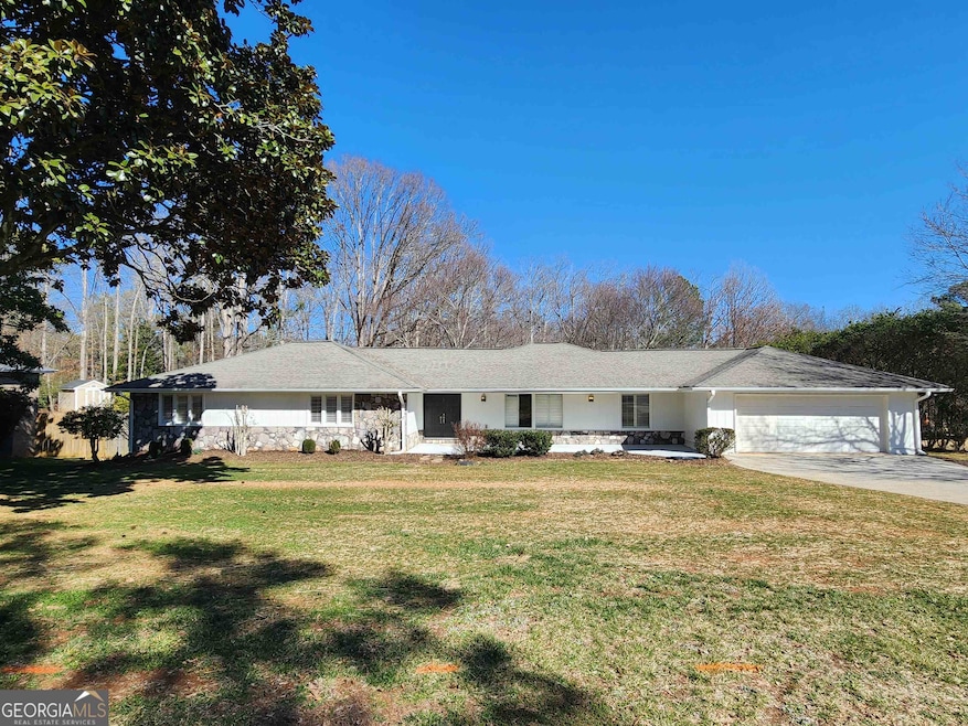 545 Meadowglen Trail, Roswell, GA 30075 - photo 1