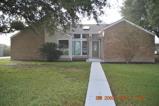 2614 Wofford Rd, Bay City, TX 77414 - photo 1