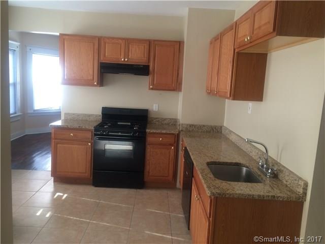 410 Carroll Ave, Bridgeport, CT 06607 - photo 1