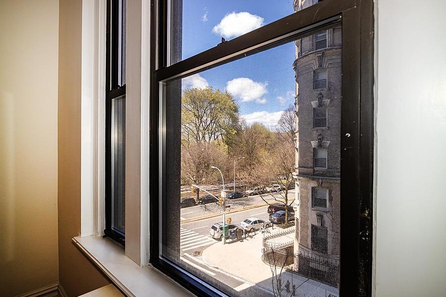 unlisted-address, New York, NY 10025 - photo 1