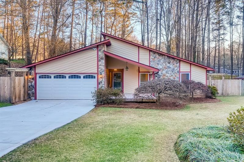 Sold $330,000 • Co-Listing Agent
