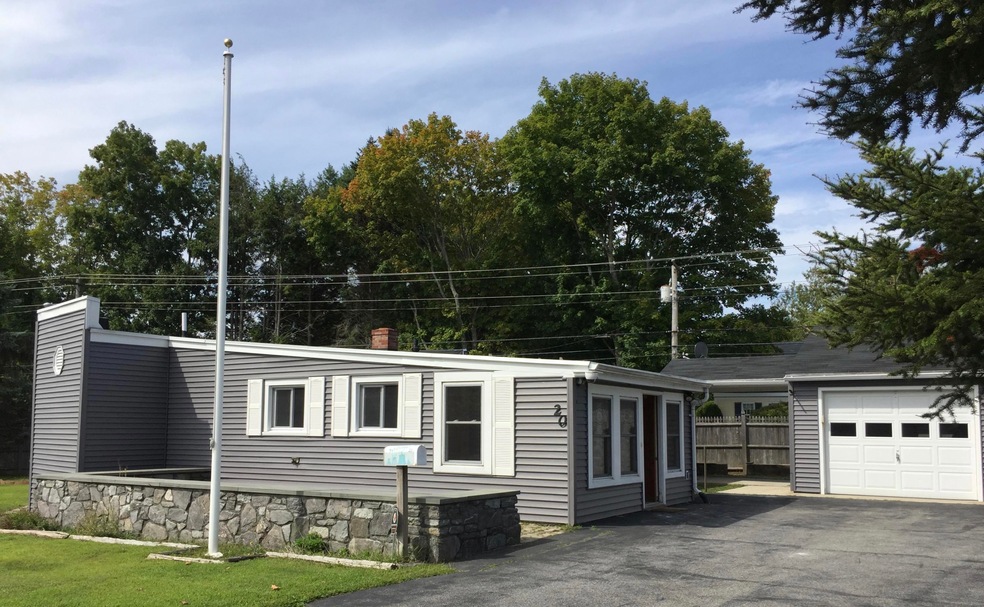 20 Spring St, Yarmouth, ME 04096 - photo 1