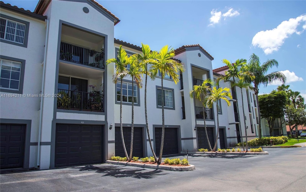 4440 NW 107th Ave unit 1047, Doral, FL 33178 - photo 1