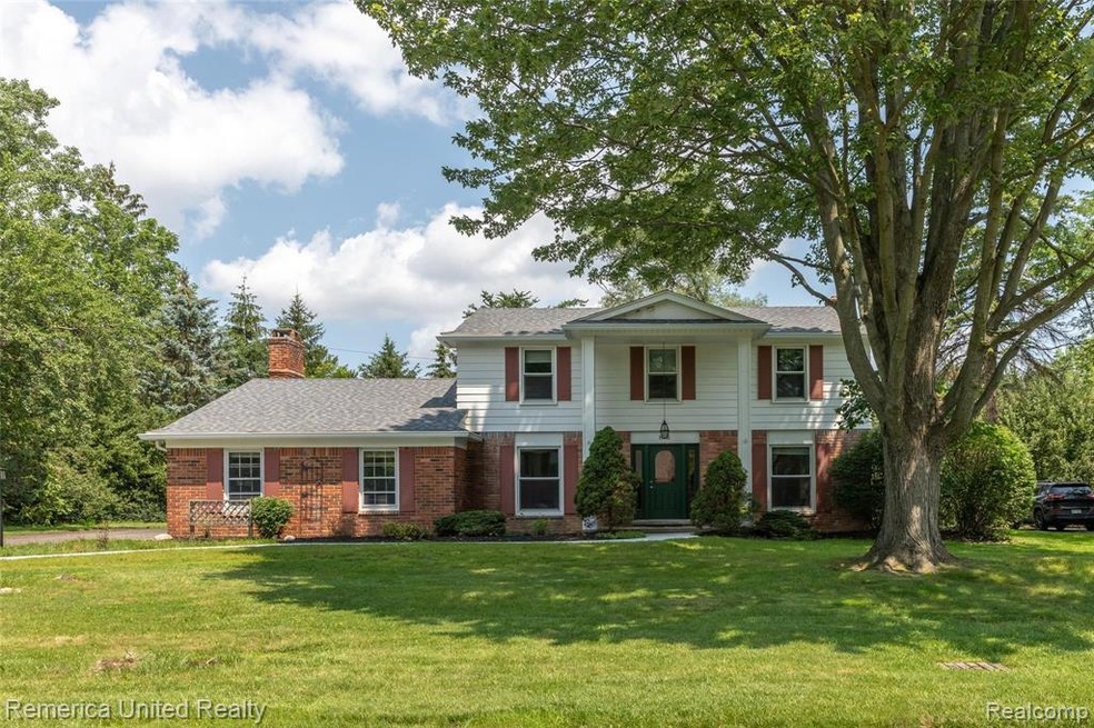 Welcome to 855 Foxhall Rd