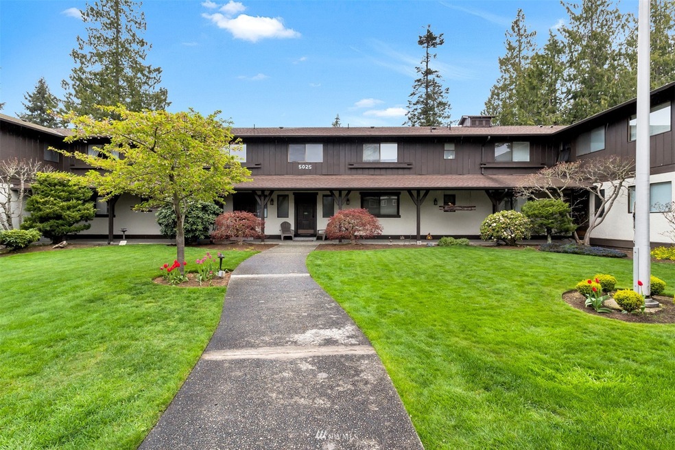 5025 81st Place SW unit 7, Mukilteo, WA 98275 - photo 1