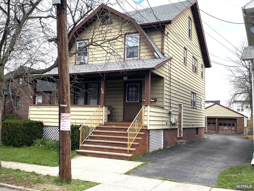 407 Post Ave unit 1, Lyndhurst, NJ 07071 - photo 1