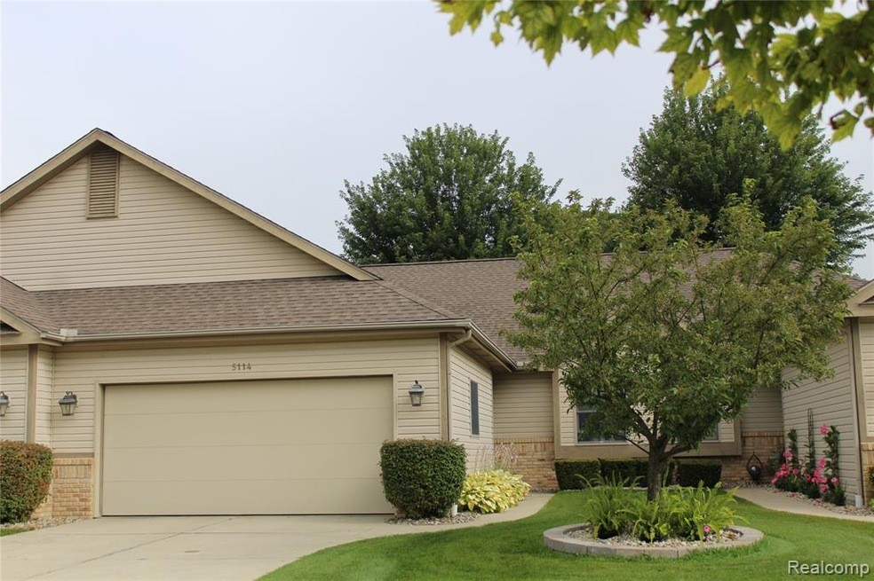 Clio condo 021.JPG