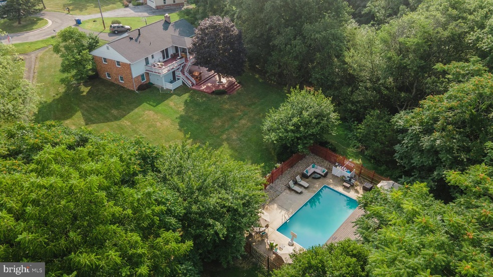 14328 Sugarloaf Vista Dr, Clarksburg, MD 20871 - photo 1