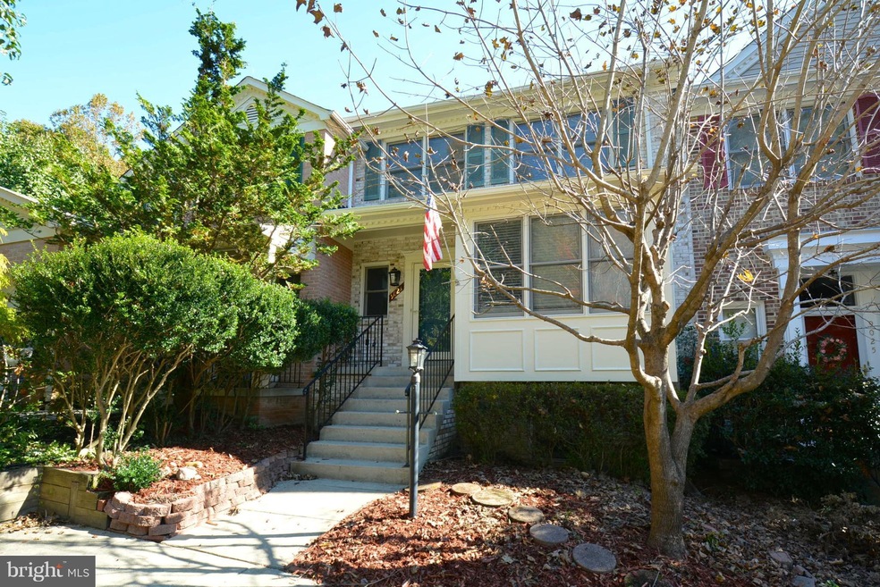 9023 Golden Sunset Ln, Springfield, VA 22153 - photo 1