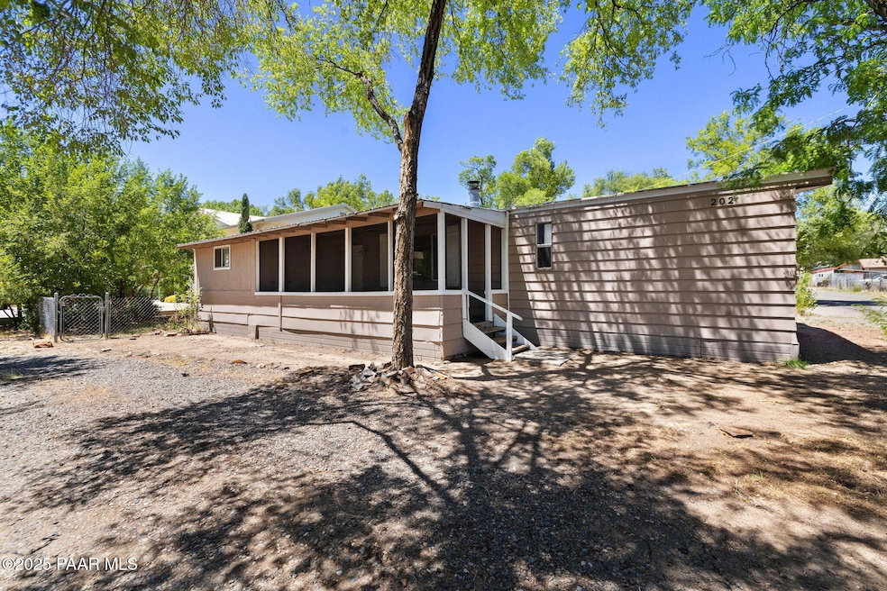 202 W Merritt St, Prescott, AZ 86301 - photo 1