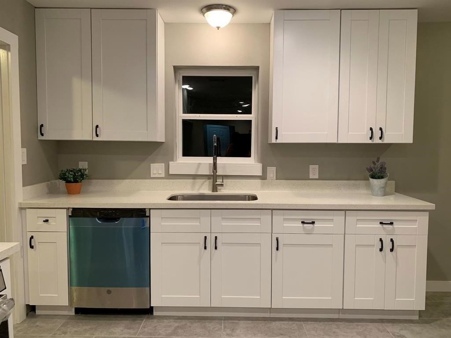 14319 Hollypark Dr, Houston, TX 77015 - photo 1