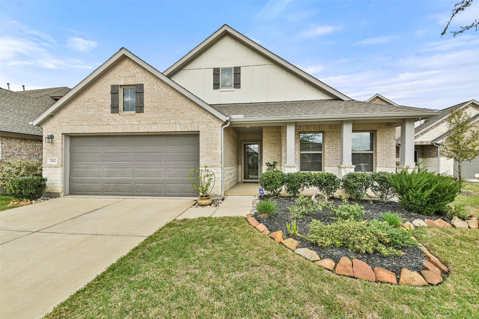 21843 Rose Maris Ln, Tomball, TX 77377 - photo 1