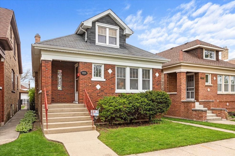 For Sale $424,900 • Co-Listing Agent