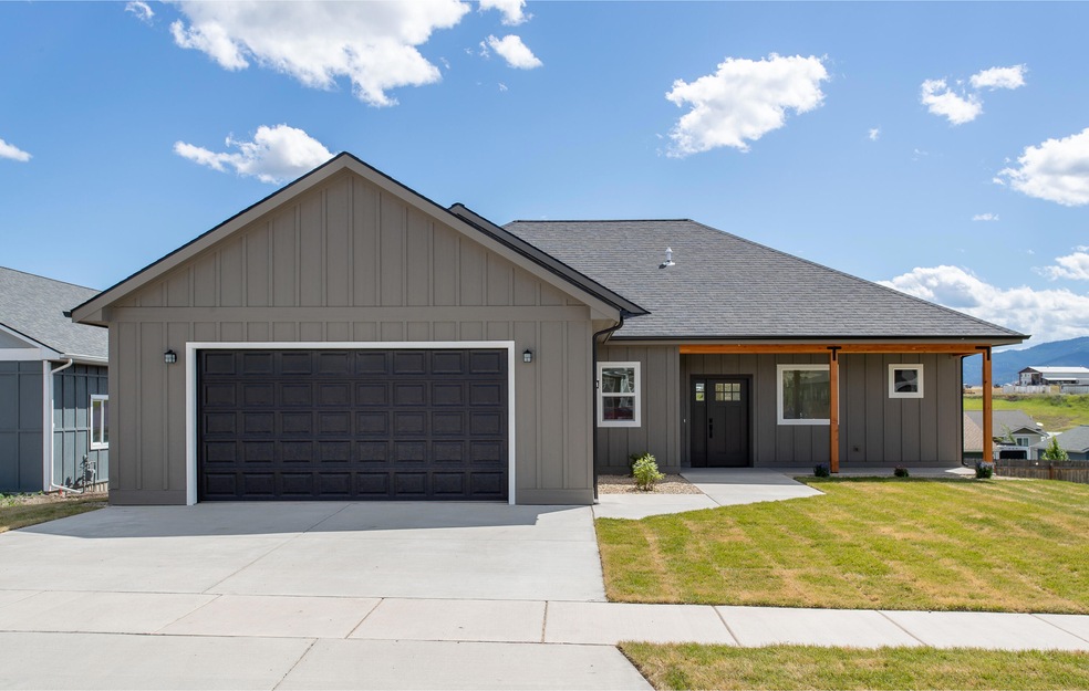 Photo's of similar home.