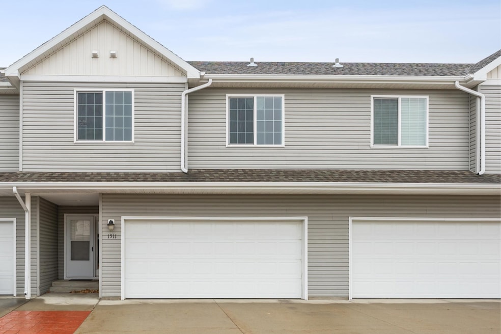 1511 11th Ave E, West Fargo, ND 58078 - photo 1