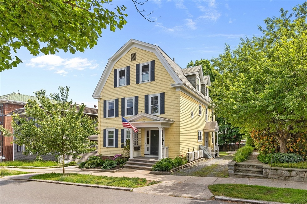 11 Cedar St unit 2, Salem, MA 01970 - photo 1