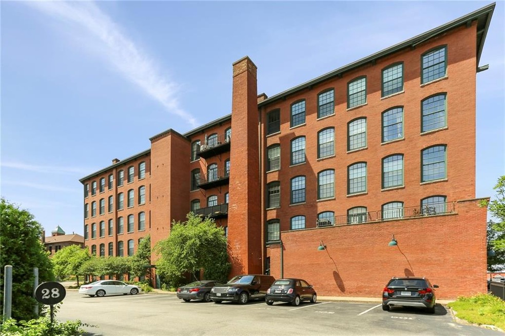 28 Bayley St unit 401, Pawtucket, RI 02860 - photo 1