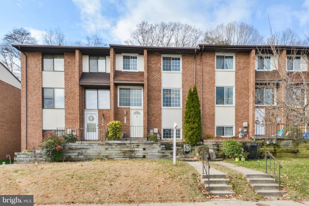 9260 Bellbeck Rd, Parkville, MD 21234 - photo 1